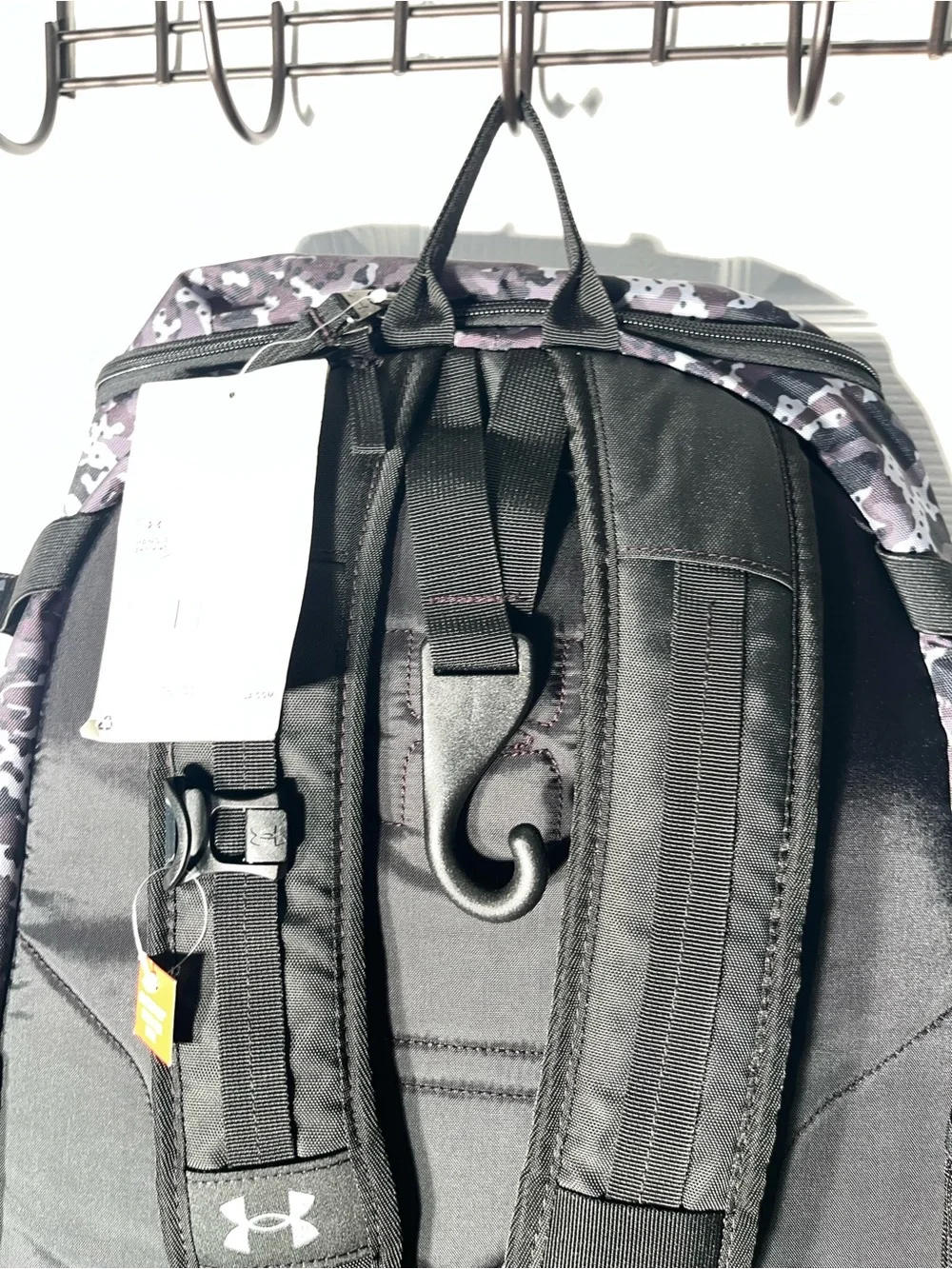 $65 NWT Under Armour Utility Baseball Backpack 1369318 002 Black Gray Camouflage